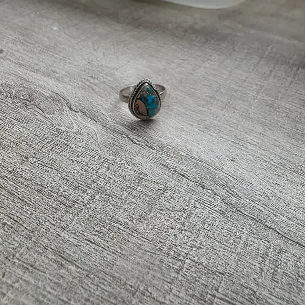 ​Vintage Sterling Silver 925 Southwestern Pear Turquoise Copper Matrix Ring 9